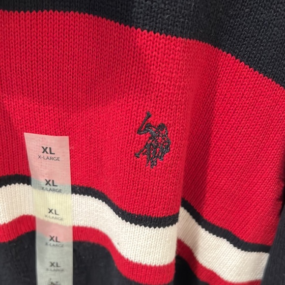 Men’s Sweater - Picture 3 of 5